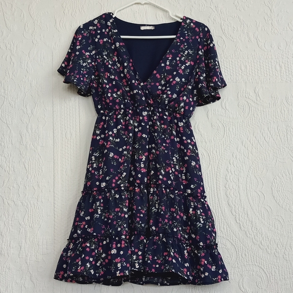 Altar'd State Navy Floral Mini Dress Cute Vneck Raw Hem Tiered Tea Garden Party - Picture 11 of 11